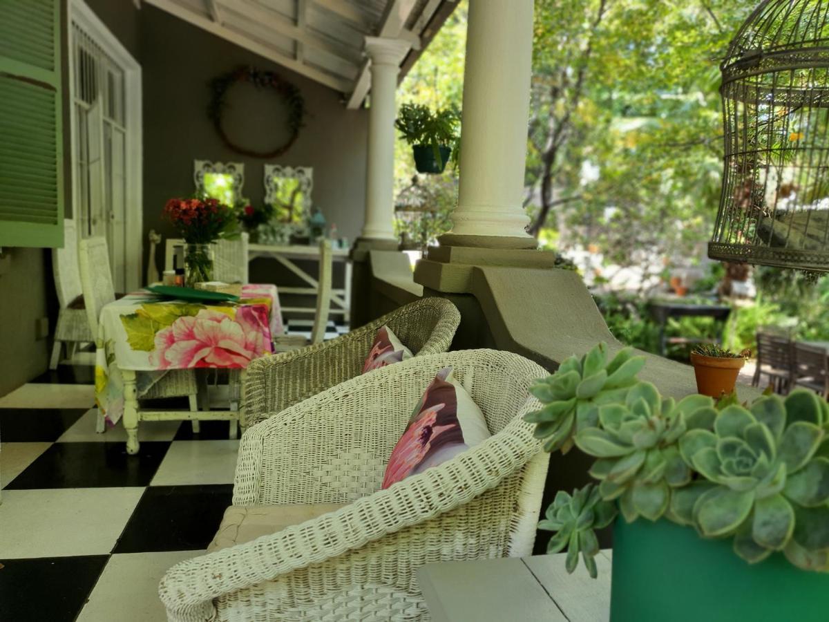 Waterhouse Guest Lodge In Muckleneuk Pretoria-Noord Extérieur photo