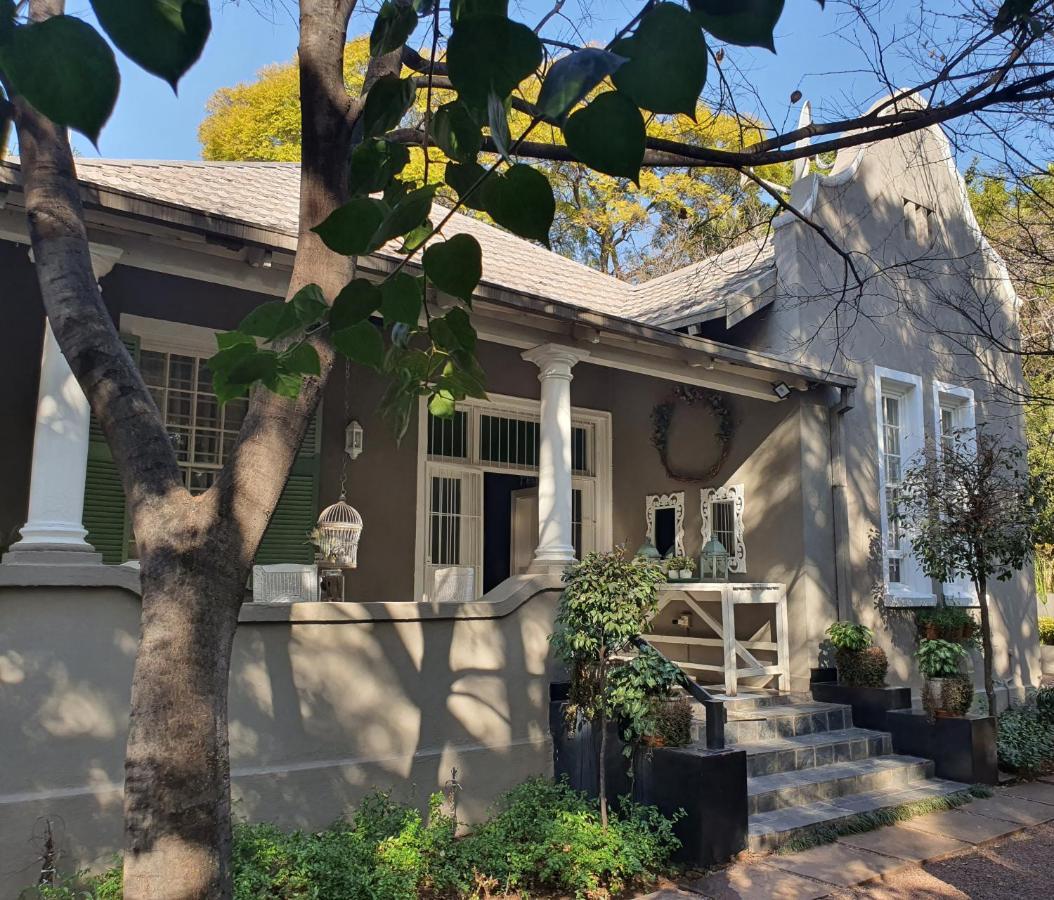 Waterhouse Guest Lodge In Muckleneuk Pretoria-Noord Extérieur photo