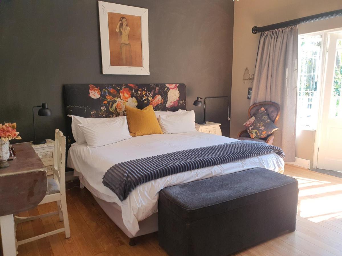 Waterhouse Guest Lodge In Muckleneuk Pretoria-Noord Extérieur photo