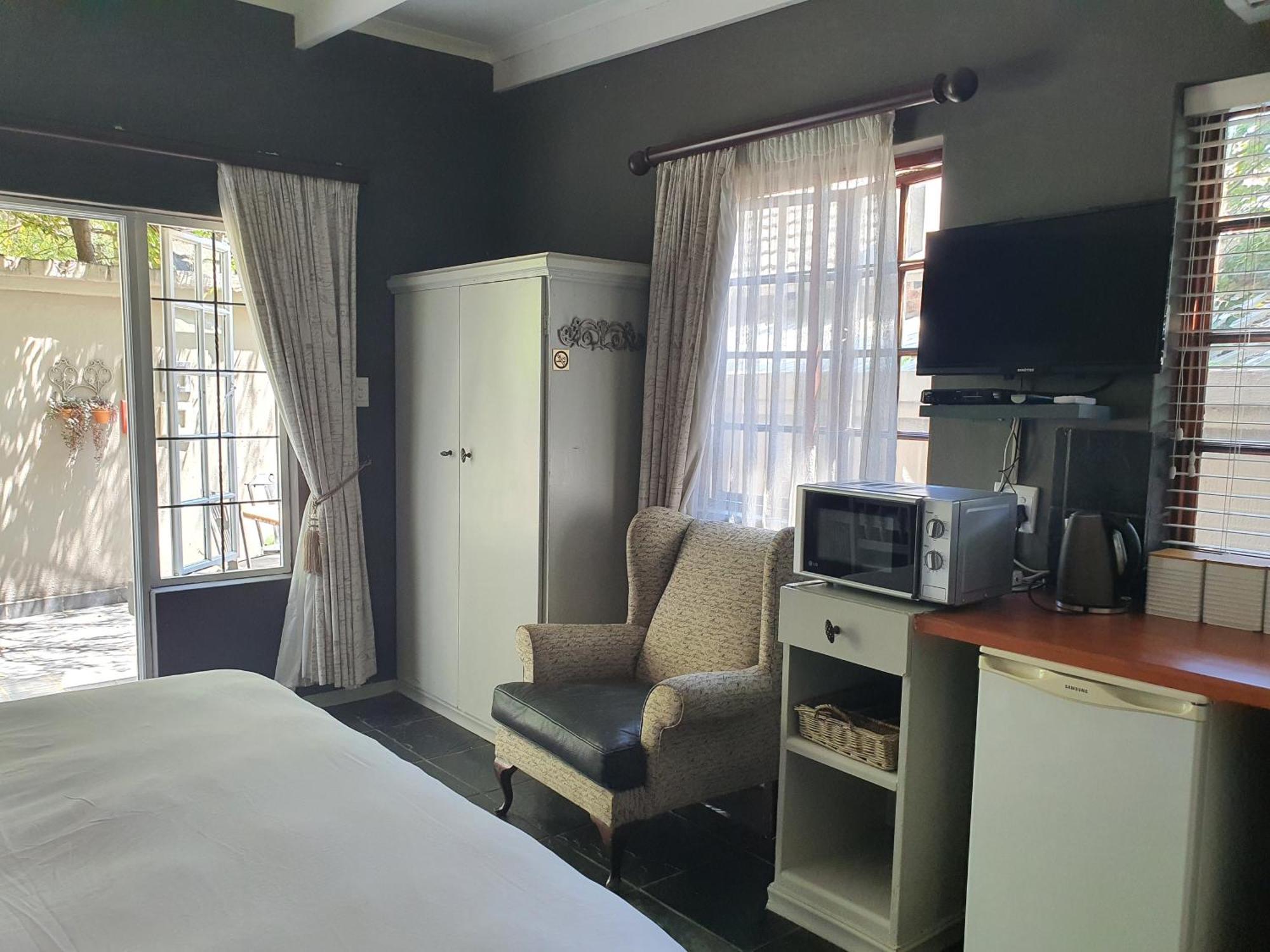 Waterhouse Guest Lodge In Muckleneuk Pretoria-Noord Chambre photo