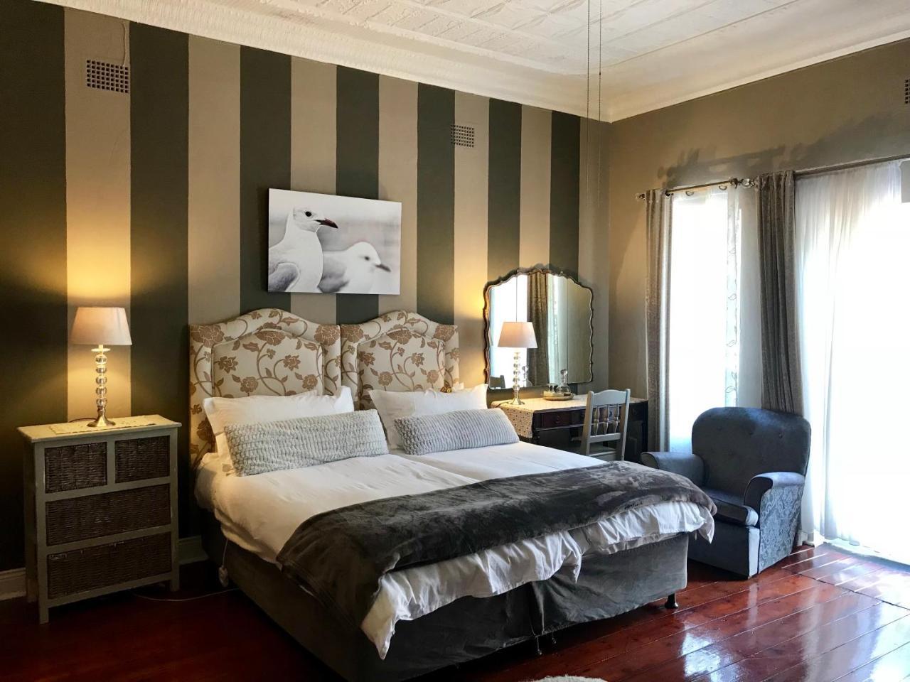 Waterhouse Guest Lodge In Muckleneuk Pretoria-Noord Extérieur photo