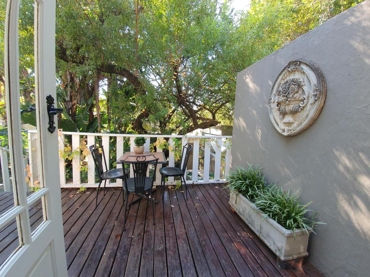 Waterhouse Guest Lodge In Muckleneuk Pretoria-Noord Extérieur photo