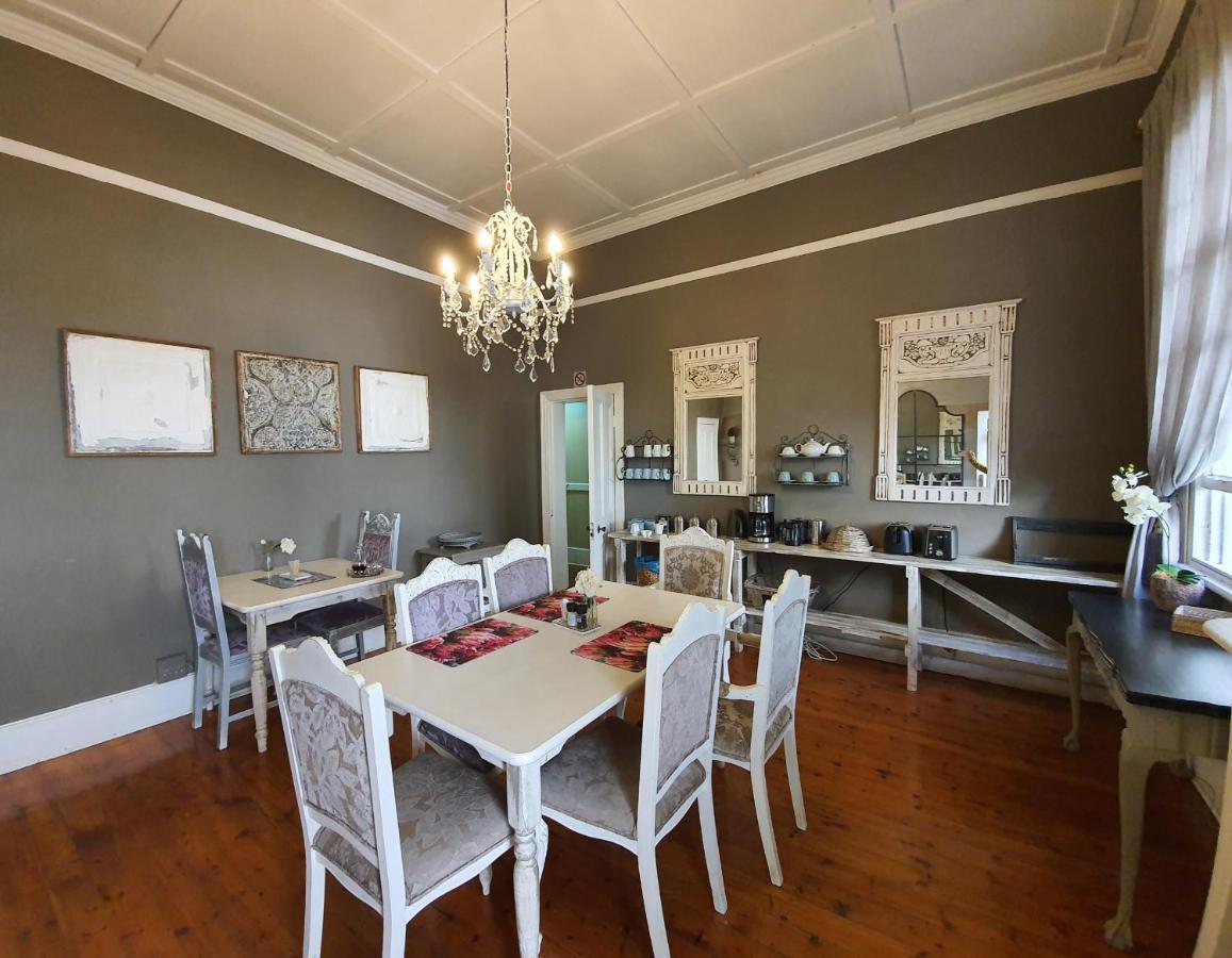 Waterhouse Guest Lodge In Muckleneuk Pretoria-Noord Extérieur photo